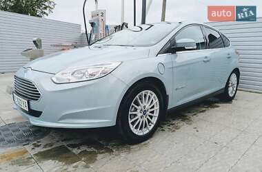 Хэтчбек Ford Focus 2013 в Владимире Хэтчбек Ford Focus 2013 в Владимире