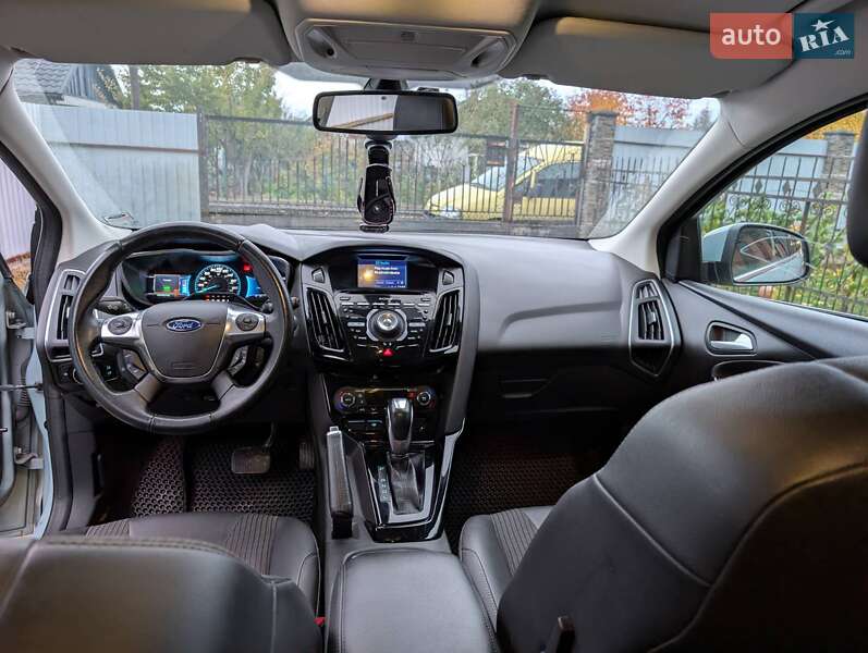 Хетчбек Ford Focus 2013 в Володимирі фото 10 Хетчбек Ford Focus 2013 в Володимирі