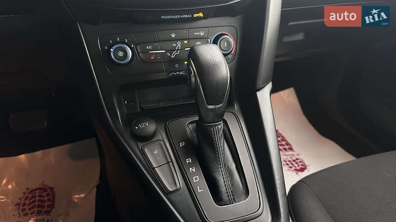 Седан Ford Focus 2018 в Киеве фото 14 Седан Ford Focus 2018 в Киеве