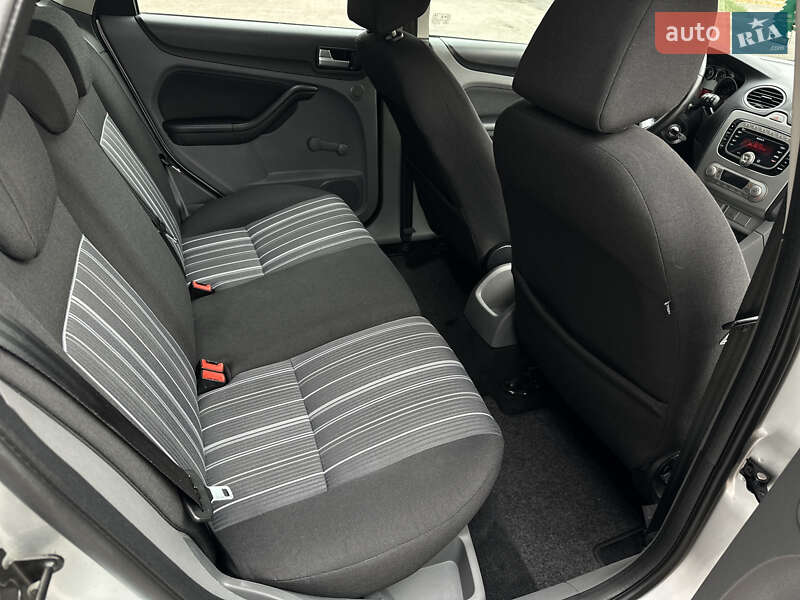 Універсал Ford Focus 2010 в Луцьку фото 22 Універсал Ford Focus 2010 в Луцьку