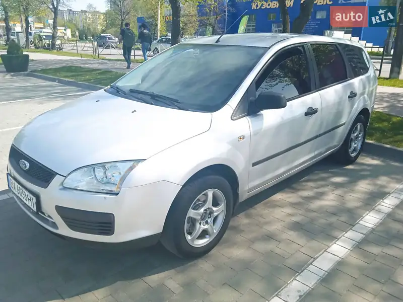 Ford Focus 2003 VIN WF0NXXGCDN3U79179 фото оголошення 9 з 41