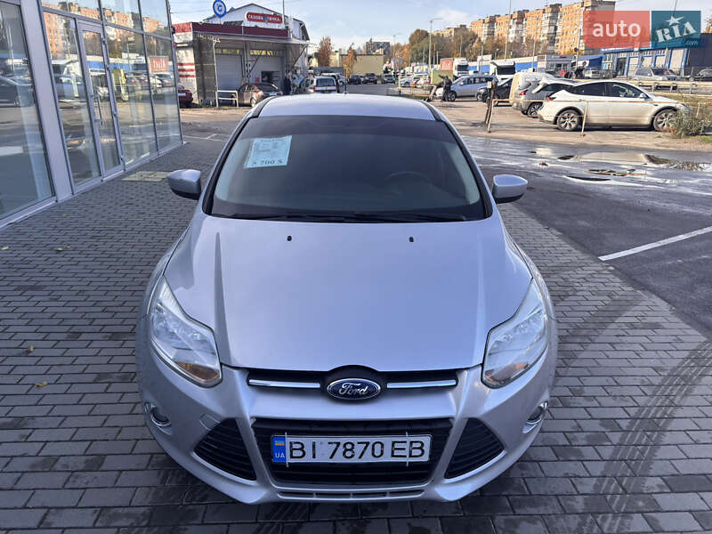 Хетчбек Ford Focus 2012 в Полтаві фото 14 Хетчбек Ford Focus 2012 в Полтаві