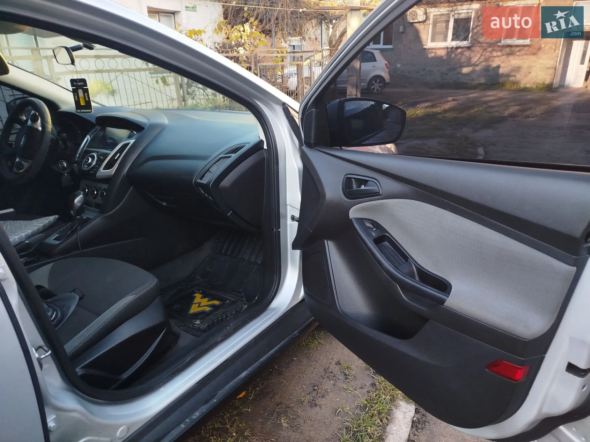 2011 Ford Focus - мініатюра 10