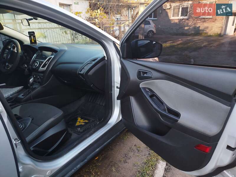 Седан Ford Focus 2011 в Казатине фото 6 Седан Ford Focus 2011 в Казатине