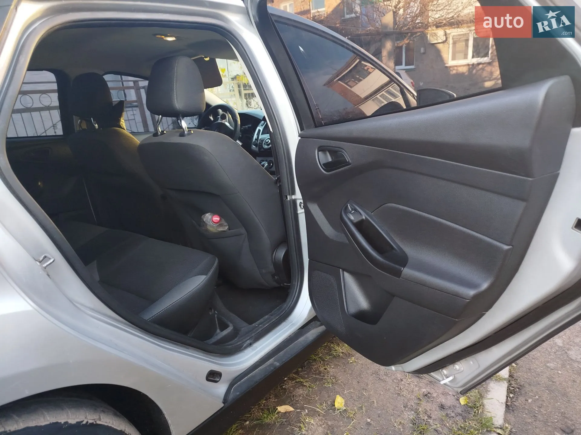 2011 Ford Focus - мініатюра 11