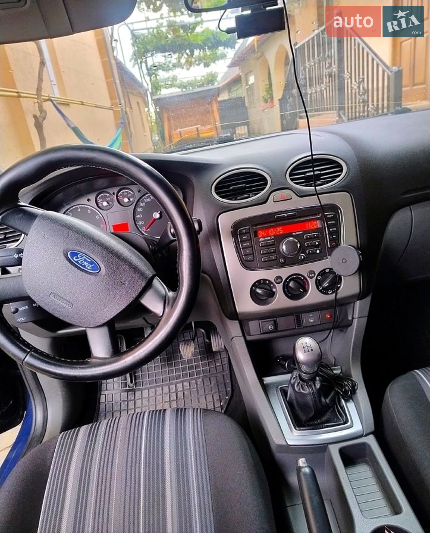 2010 Ford Focus - мініатюра 10