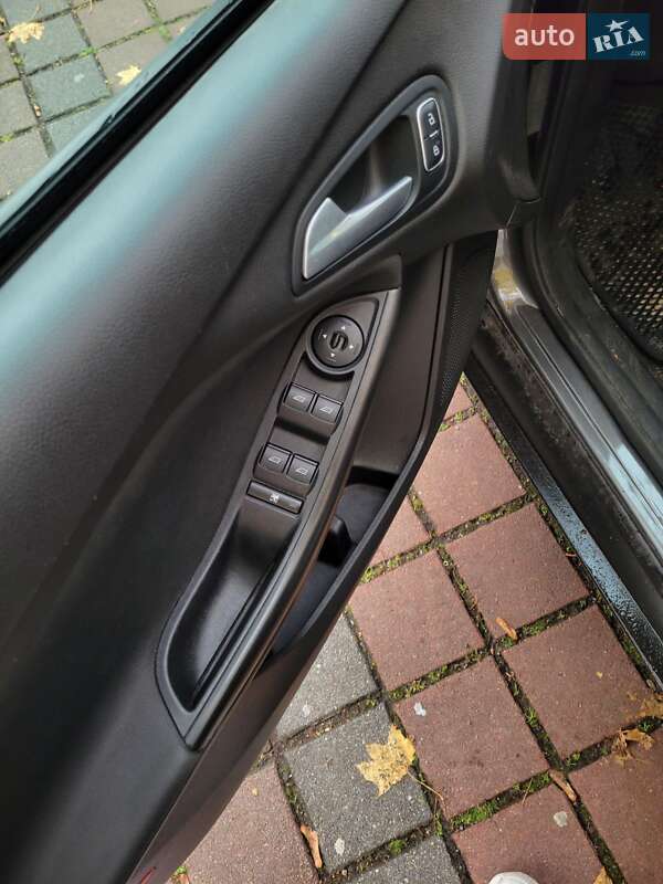 Седан Ford Focus 2017 в Заре фото 19 Седан Ford Focus 2017 в Заре