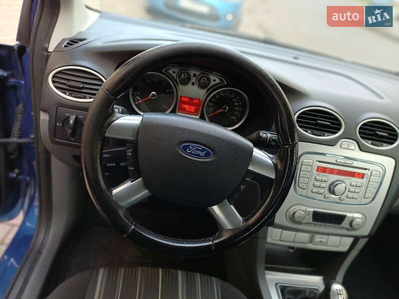 Хэтчбек Ford Focus 2008 в Калуше