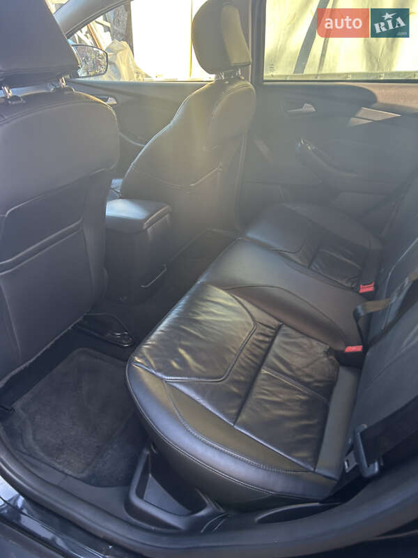 Хетчбек Ford Focus 2015 в Львові фото 29 Хетчбек Ford Focus 2015 в Львові