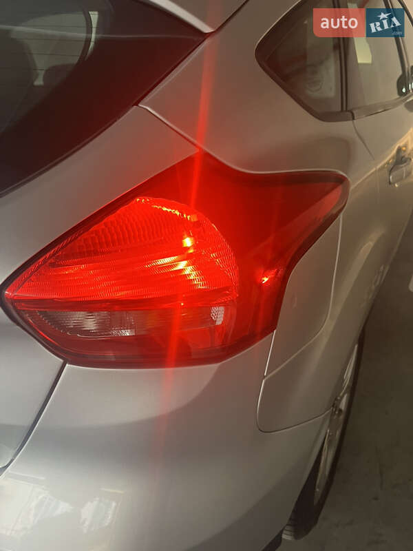 Хетчбек Ford Focus 2015 в Києві фото 39 Хетчбек Ford Focus 2015 в Києві