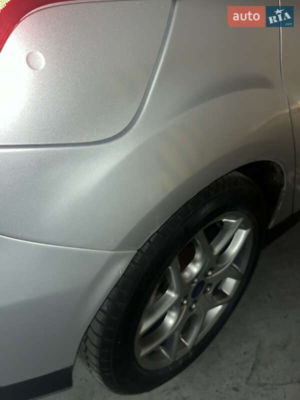 Хетчбек Ford Focus 2015 в Києві фото 50 Хетчбек Ford Focus 2015 в Києві