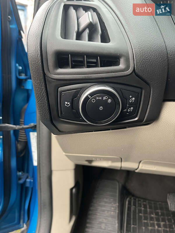 Седан Ford Focus 2015 в Шостке фото 6 Седан Ford Focus 2015 в Шостке