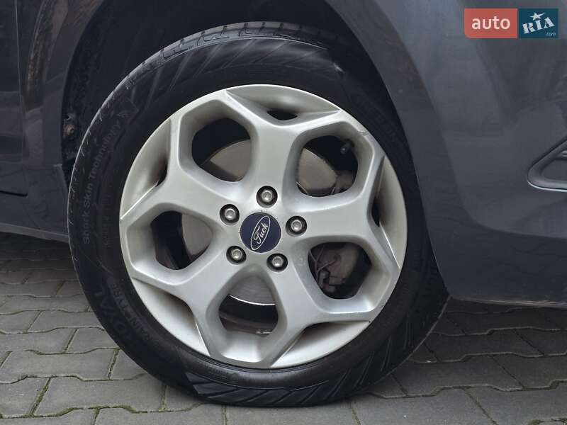 Седан Ford Focus 2010 в Хмельницькому фото 8 Седан Ford Focus 2010 в Хмельницькому