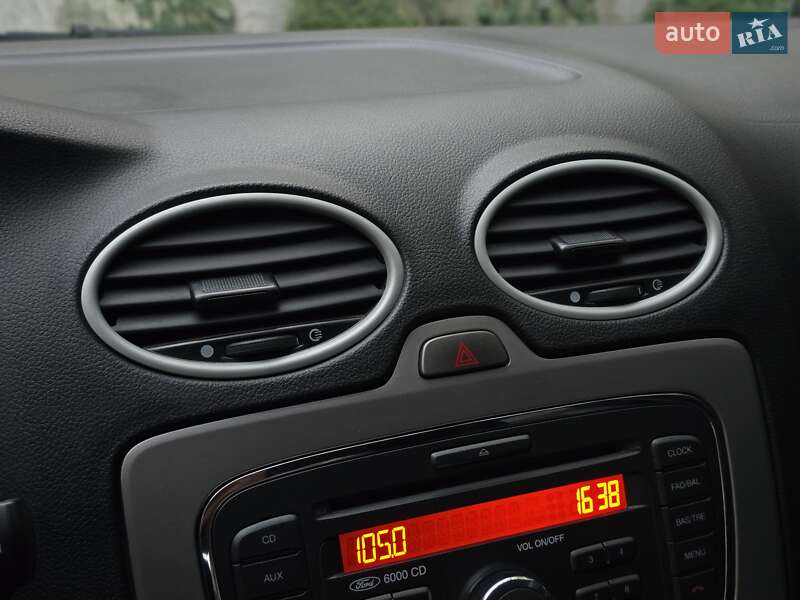 Седан Ford Focus 2010 в Хмельницькому фото 46 Седан Ford Focus 2010 в Хмельницькому