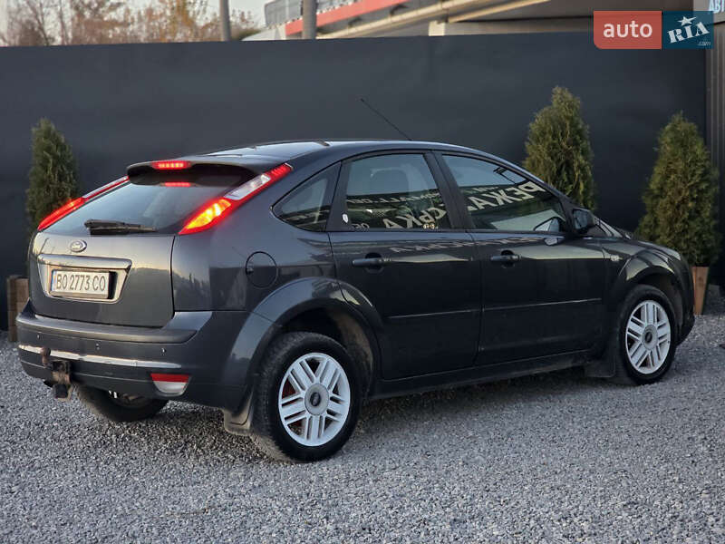 Хэтчбек Ford Focus 2005 в Тернополе