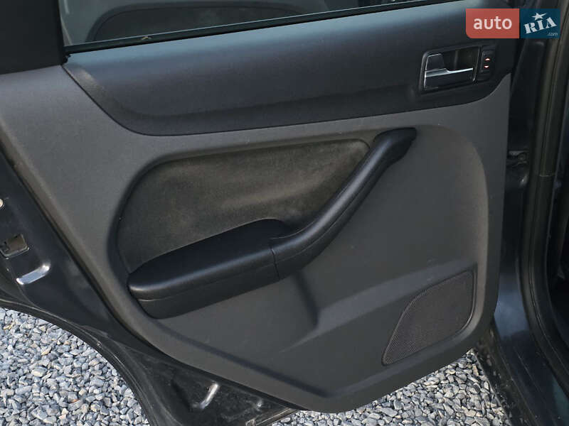 Хэтчбек Ford Focus 2005 в Тернополе