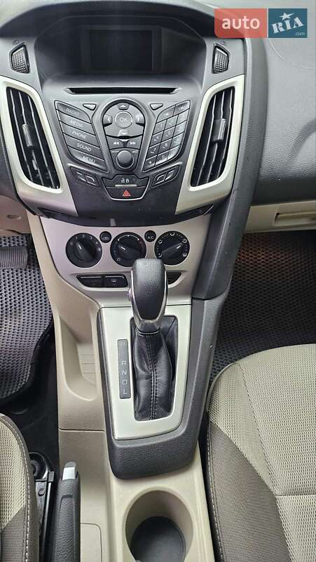 Седан Ford Focus 2014 в Киеве