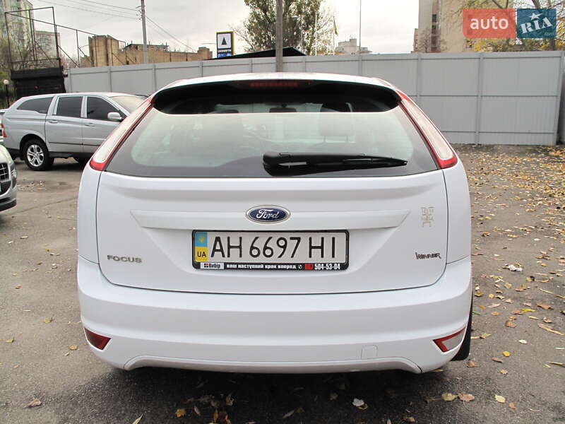 Хетчбек Ford Focus 2011 в Києві фото 6 Хетчбек Ford Focus 2011 в Києві