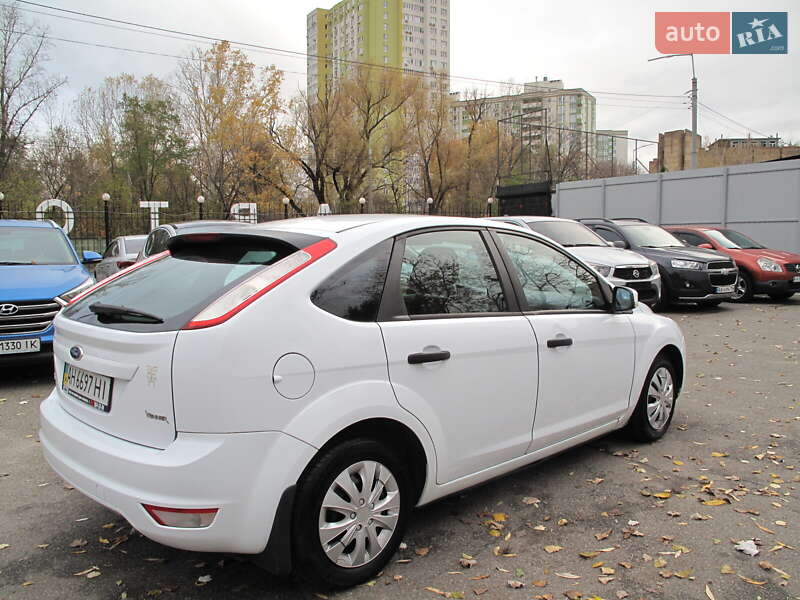 Хетчбек Ford Focus 2011 в Києві фото 9 Хетчбек Ford Focus 2011 в Києві