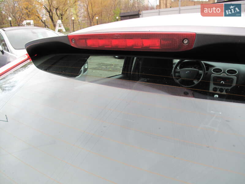 Хетчбек Ford Focus 2011 в Києві фото 46 Хетчбек Ford Focus 2011 в Києві