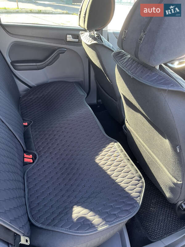 Хетчбек Ford Focus 2008 в Рівному фото 14 Хетчбек Ford Focus 2008 в Рівному