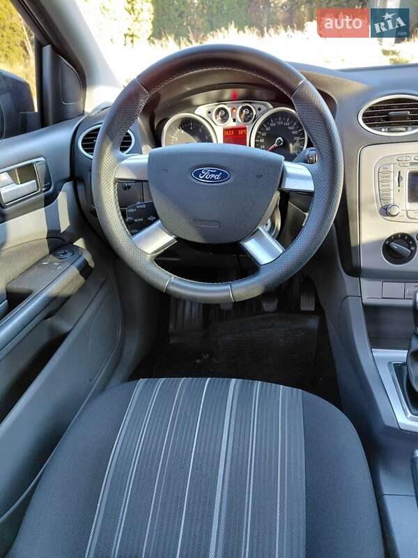 Универсал Ford Focus 2010 в Львове