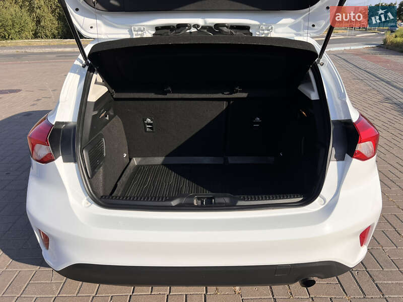 Хэтчбек Ford Focus 2019 в Киеве