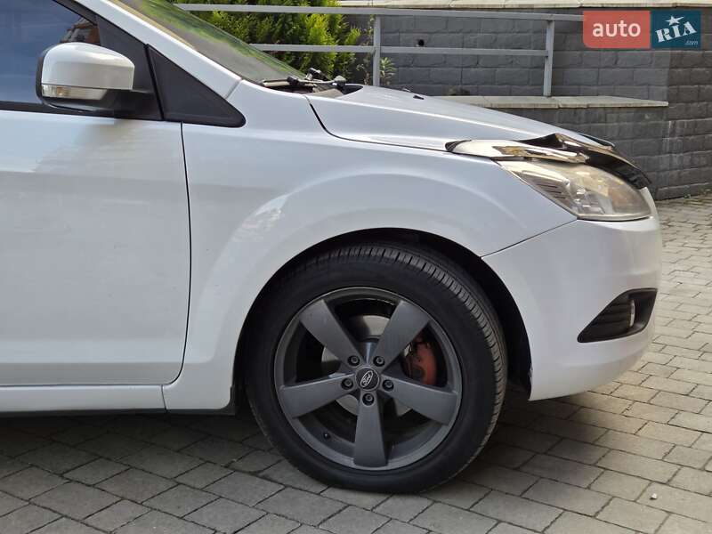 Універсал Ford Focus 2009 в Чернівцях фото 10 Універсал Ford Focus 2009 в Чернівцях