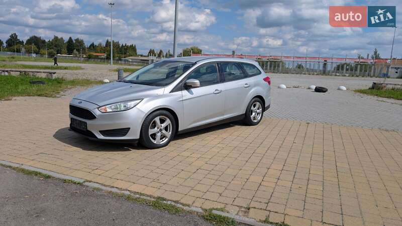 Універсал Ford Focus 2017 в Львові фото Універсал Ford Focus 2017 в Львові