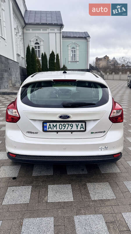 Хетчбек Ford Focus 2014 в Житомирі фото 7 Хетчбек Ford Focus 2014 в Житомирі
