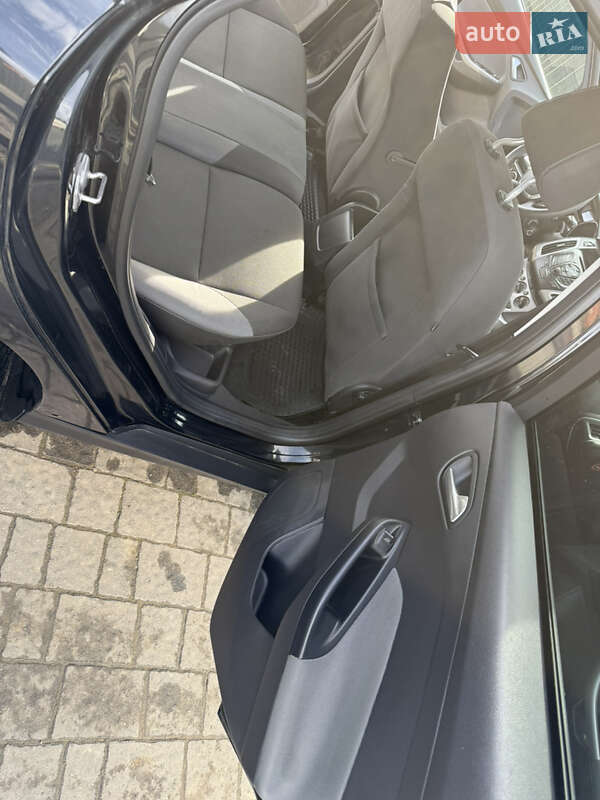 Універсал Ford Focus 2011 в Долині