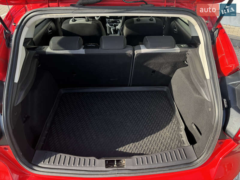 Хэтчбек Ford Focus 2013 в Запорожье