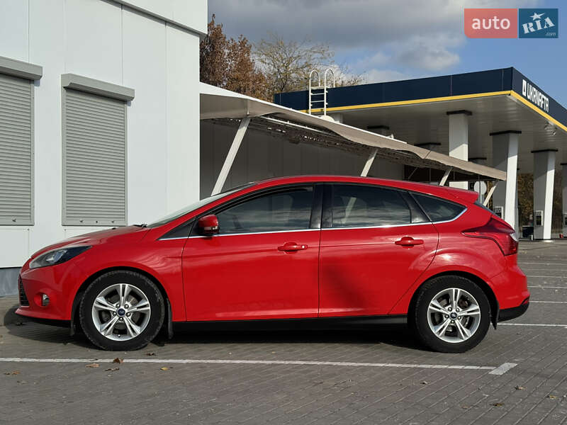 Хэтчбек Ford Focus 2013 в Запорожье