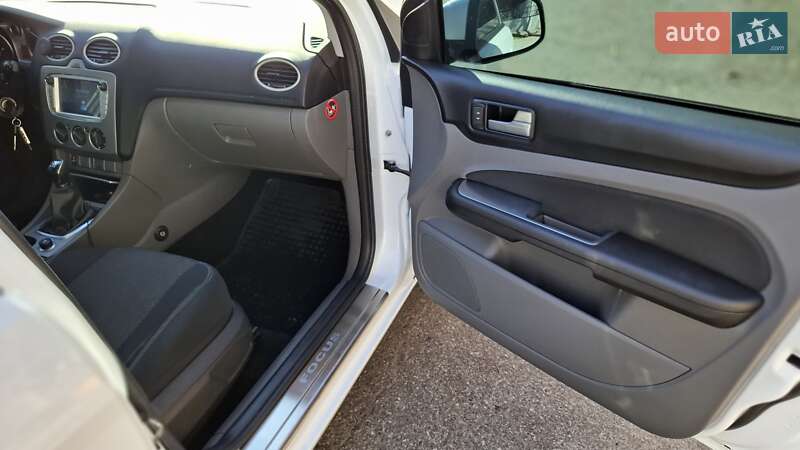 Седан Ford Focus 2011 в Одесі