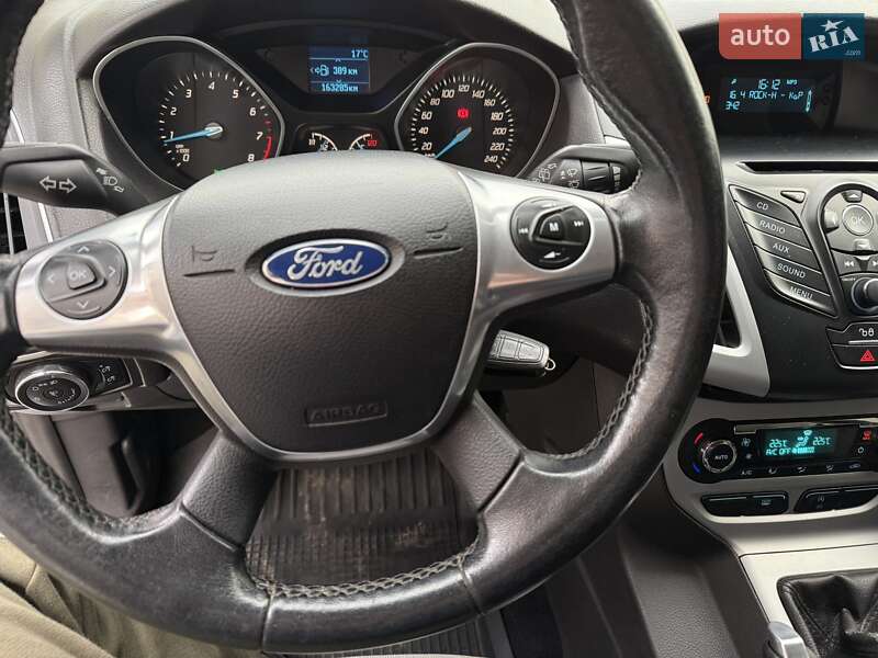 Хэтчбек Ford Focus 2014 в Поляне