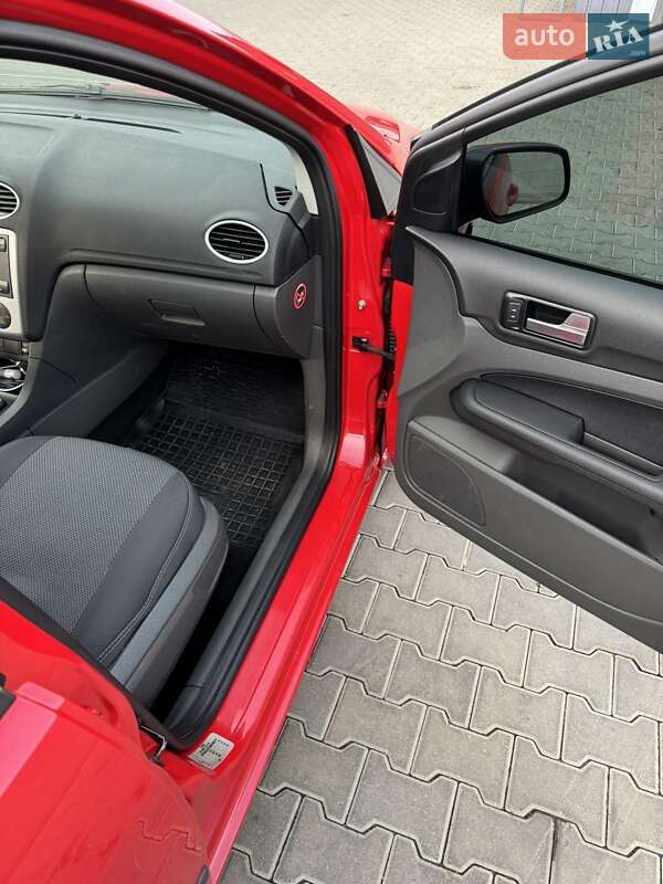 Універсал Ford Focus 2006 в Рівному