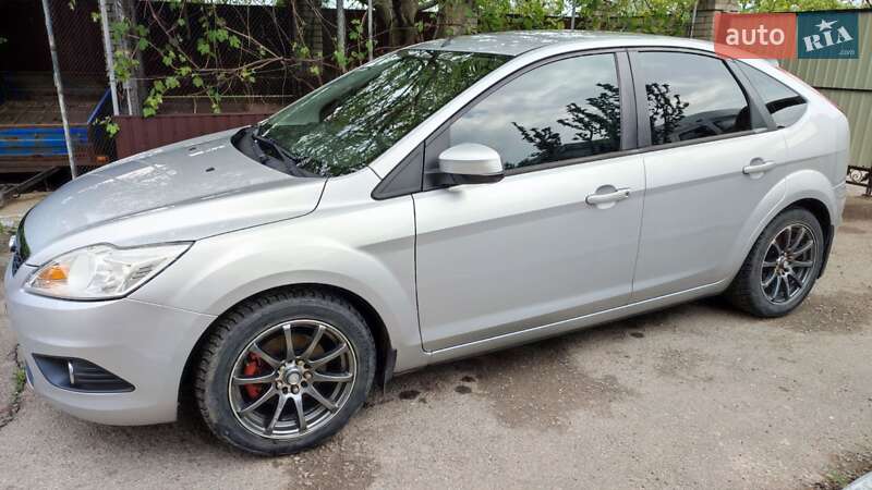 Хетчбек Ford Focus 2010 в Крюківщині фото 4 Хетчбек Ford Focus 2010 в Крюківщині