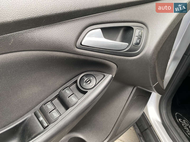Седан Ford Focus 2016 в Одесі фото 19 Седан Ford Focus 2016 в Одесі