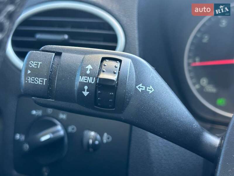 Хэтчбек Ford Focus 2006 в Киеве фото 21 Хэтчбек Ford Focus 2006 в Киеве