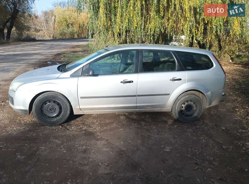 Универсал Ford Focus 2005 в Жашкове