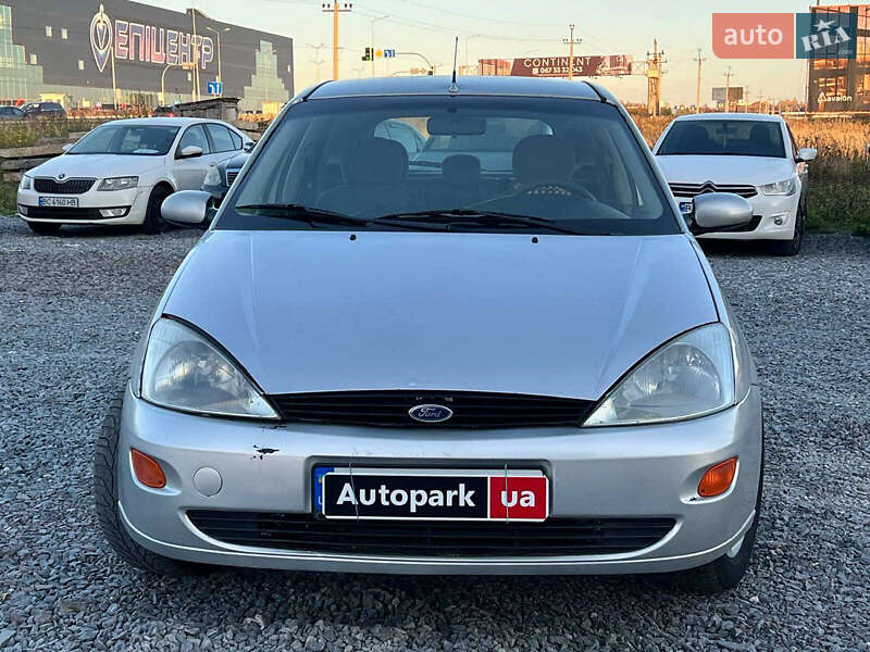 Хетчбек Ford Focus 2001 в Львові фото 2 Хетчбек Ford Focus 2001 в Львові