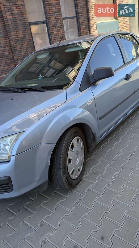 Хэтчбек Ford Focus 2005 в Одессе фото 2 Хэтчбек Ford Focus 2005 в Одессе