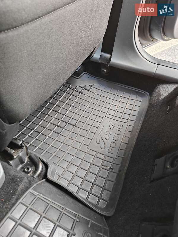 Універсал Ford Focus 2009 в Києві фото 48 Універсал Ford Focus 2009 в Києві