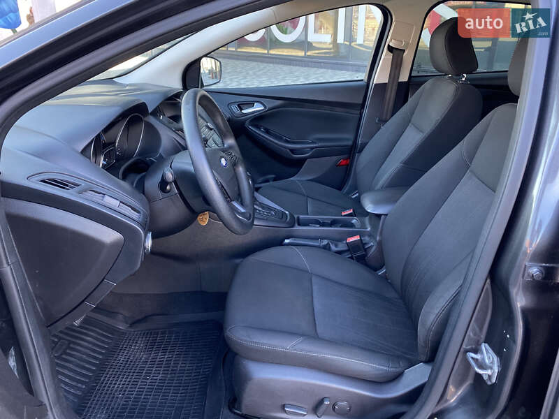 Седан Ford Focus 2015 в Киеве фото 20 Седан Ford Focus 2015 в Киеве