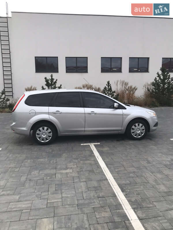 Універсал Ford Focus 2010 в Луцьку