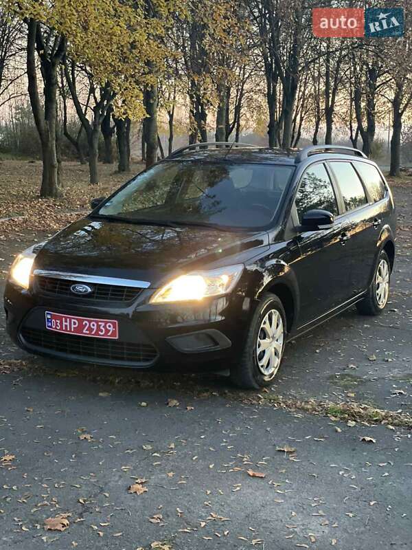 Универсал Ford Focus 2010 в Владимире