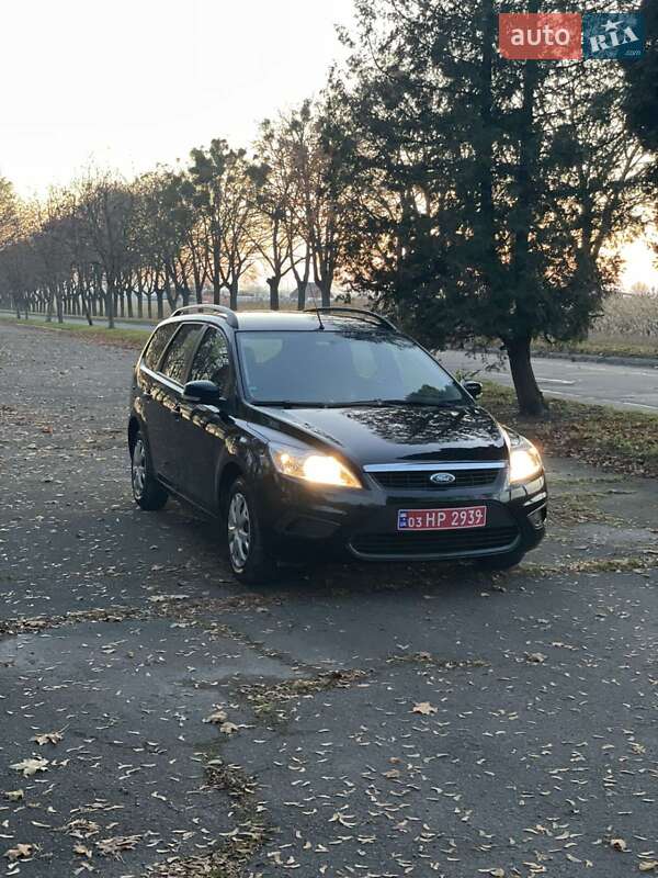 Универсал Ford Focus 2010 в Владимире