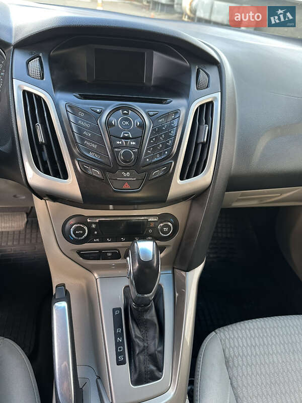 Седан Ford Focus 2012 в Киеве