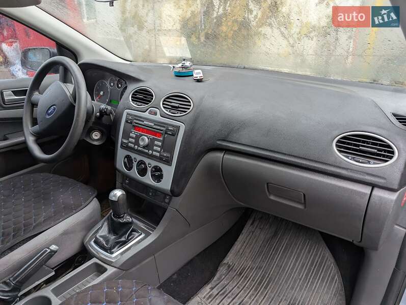 Хэтчбек Ford Focus 2005 в Одессе фото 13 Хэтчбек Ford Focus 2005 в Одессе