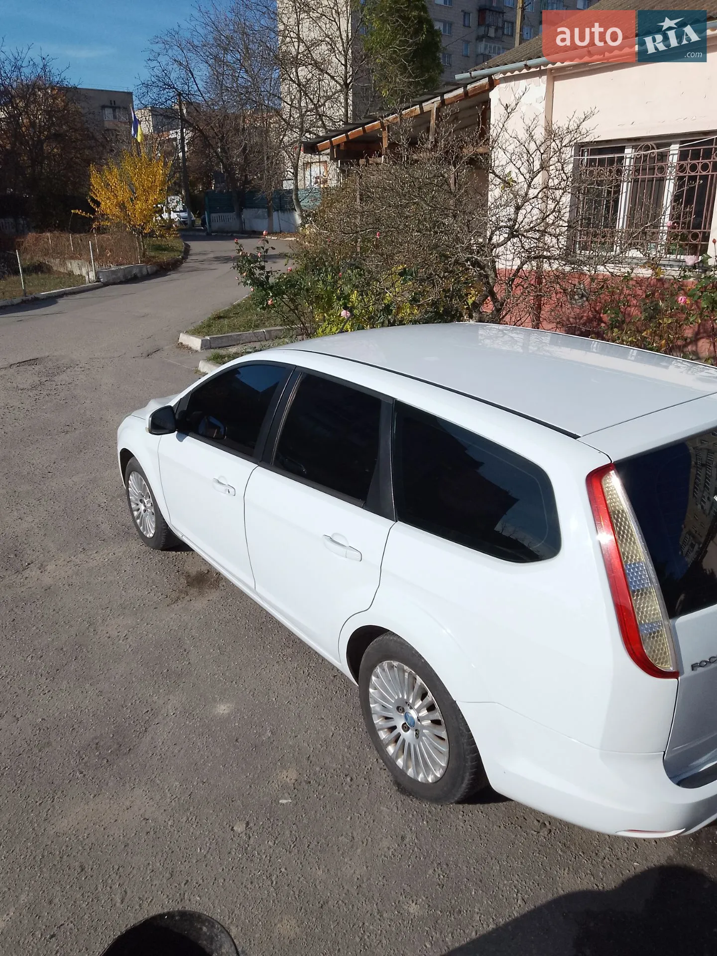 2010 Ford Focus - мініатюра 8